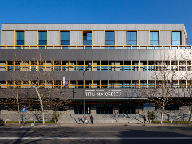 Universitatea Titu Maiorescu